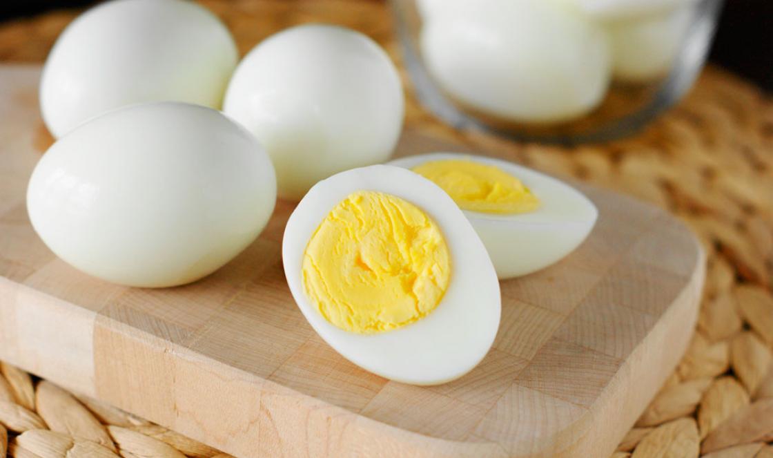 Отварное куриное яйцо калорийность 1 шт