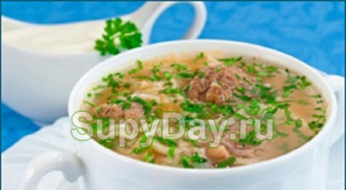 سوپ برنج با کوفته سوپ کلاسیک با کوفته و برنج: دستور گام به گام