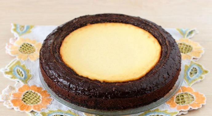 Kue keju dengan keju cottage dalam slow cooker: resep, petunjuk memasak langkah demi langkah, foto